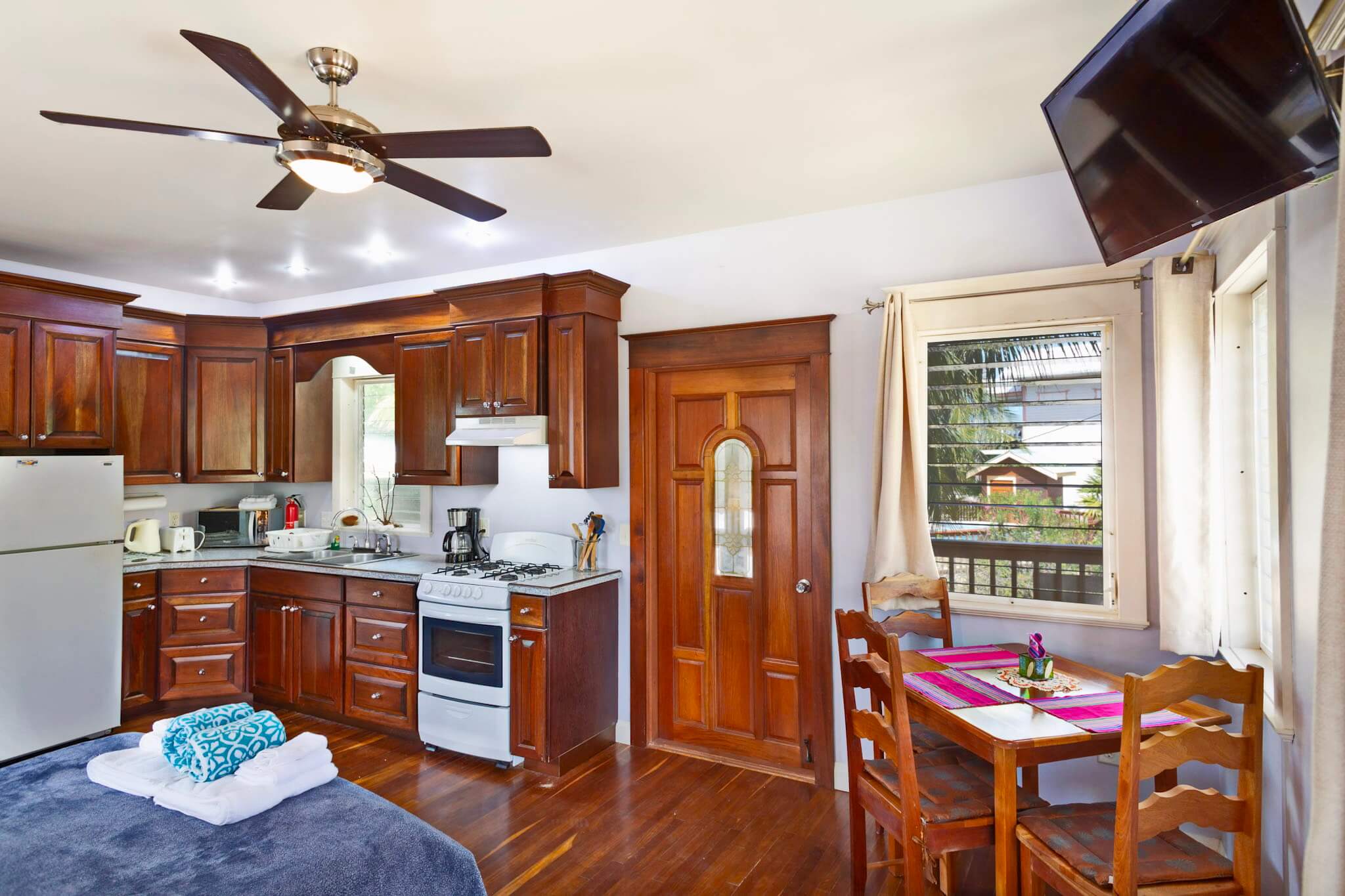 Cozy kitchen and dining area with amenities.
